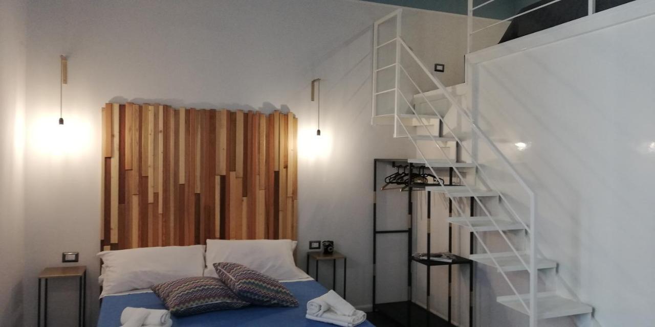 ナポリ Be Italian Flat Duomo 319 Bed & Breakfast エクステリア 写真