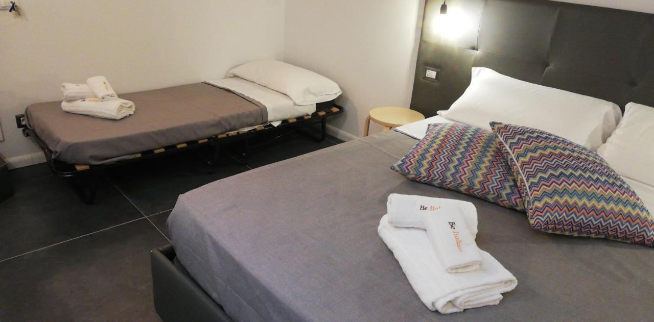 ナポリ Be Italian Flat Duomo 319 Bed & Breakfast エクステリア 写真