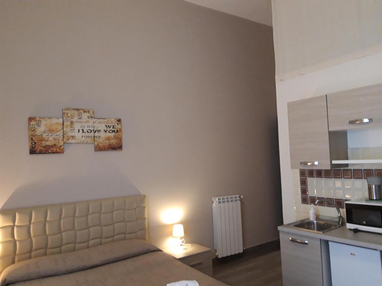 ナポリ Be Italian Flat Duomo 319 Bed & Breakfast エクステリア 写真