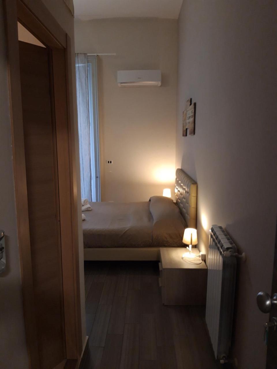 ナポリ Be Italian Flat Duomo 319 Bed & Breakfast エクステリア 写真