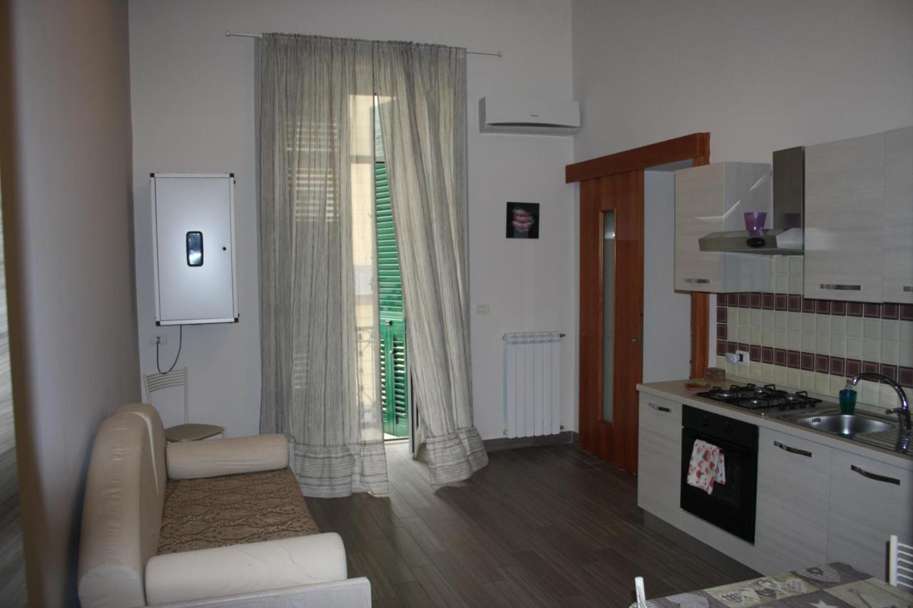 ナポリ Be Italian Flat Duomo 319 Bed & Breakfast エクステリア 写真